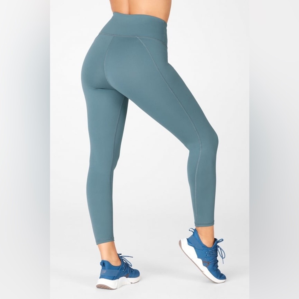 Fabletics Define Powerhold High Waisted 7/8 Leggings Celestial Blue Size M